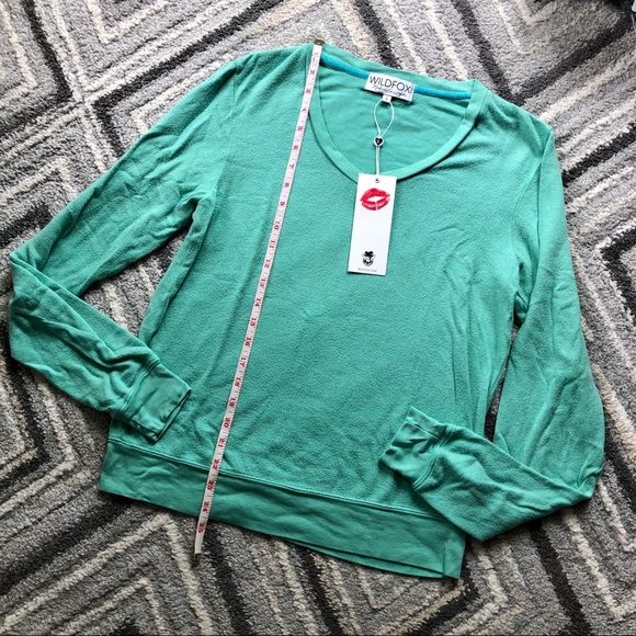 WILDFOX Baggy Beach Jumper Deep V Knit Pullover - Picture 7 of 16